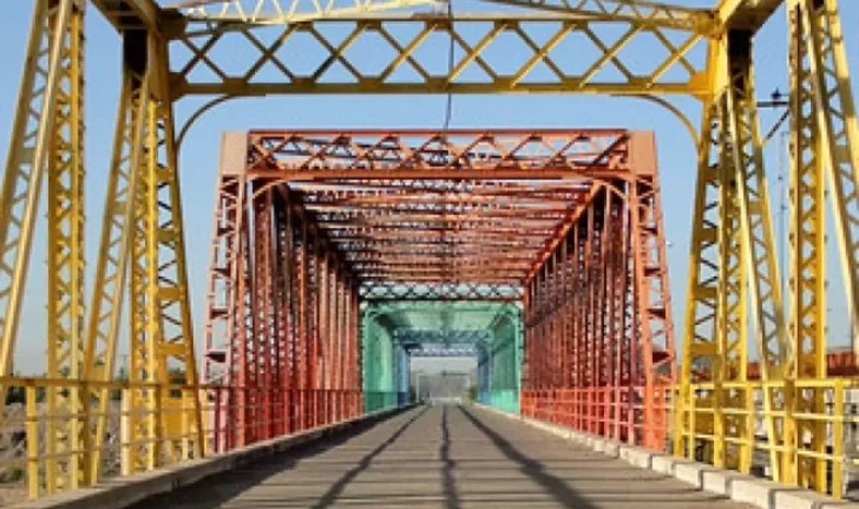 El primer puente de hierro en San Juan