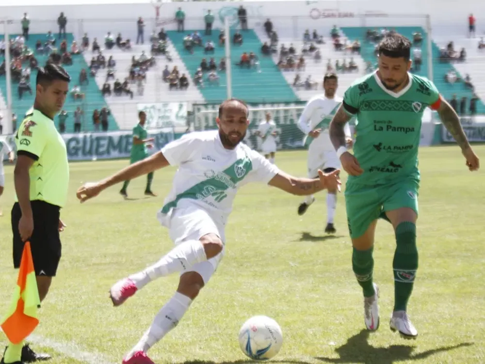 El Serpentario volvió a vibrar y Desamparados se quedó con la victoria