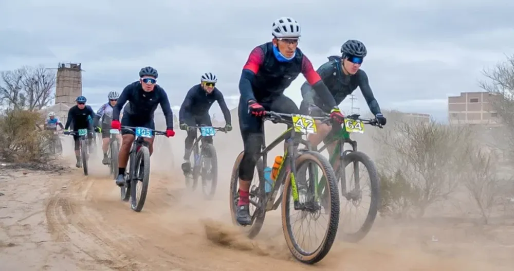 PAISAJE. Cañada Honda se convirtió el epicentro del MTB con el circuito Puente Gris.