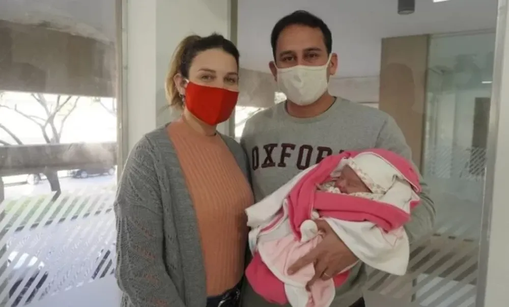 Sorpresa por una mujer que supo que estaba embarazada cuatro horas antes de dar a luz