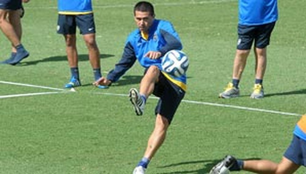 En llamas: Riquelme hizo siete goles en la práctica