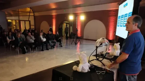 Los favoritos, por caminos separados