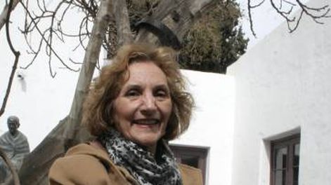 Beatriz, la anfitriona y guía de los famosos en la Casa de Sarmiento