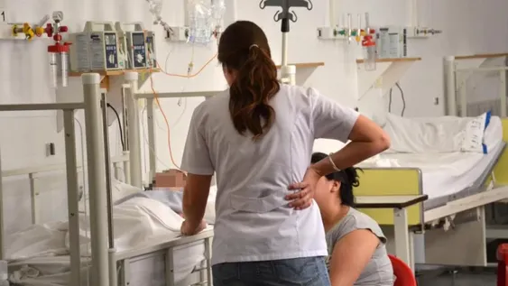 Un nene de 4 años al borde la muerte: su madre dijo que se cayó pero investigan maltrato