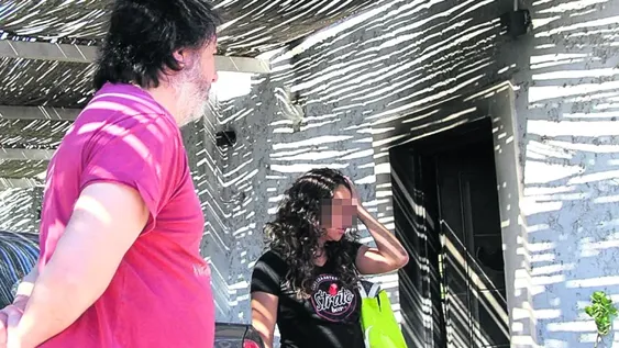 Enojado porque su ex no quiso volver con él, fue por su casa y le quemó el comedor