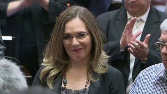 Dos senadoras votarán contra el aborto y crece la tendencia del rechazo