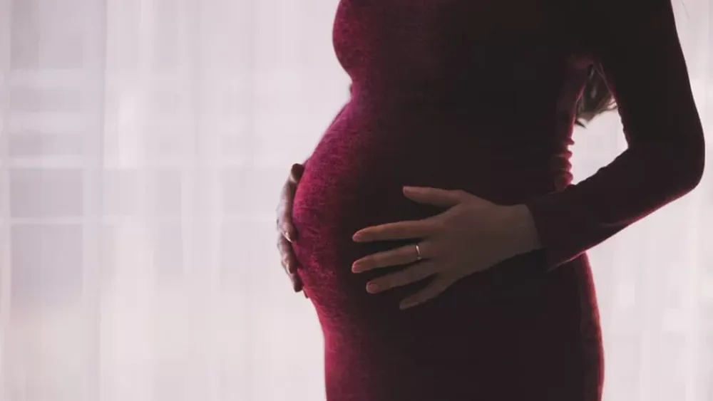 Una mujer dio a luz a un niño solo dos meses después de su primer parto