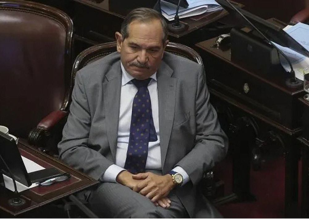 Alperovich procesado por el supuesto abuso sexual a su sobrina