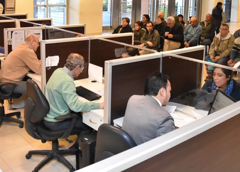 La suspensión de ejecuciones a deudores de impuestos del Estado saldrá por ley