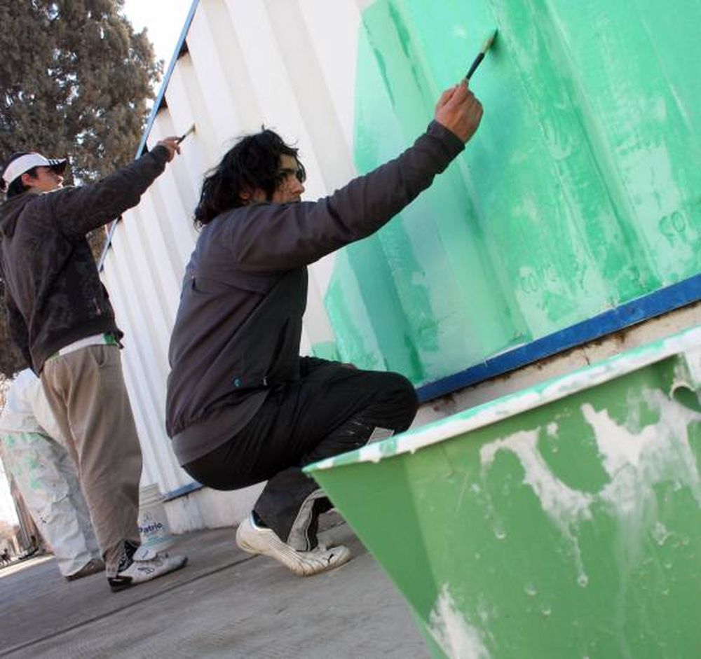 Un mural de más 25 metros para que pinten los vecinos