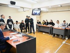 Uno de los implicados al principio fue liberado tras descubrirse que quién había participado en el robo era su hermano, un menor de edad. Uno de los implicados al principio fue liberado tras descubrirse que quién había participado en el robo era su hermano, un menor de edad.