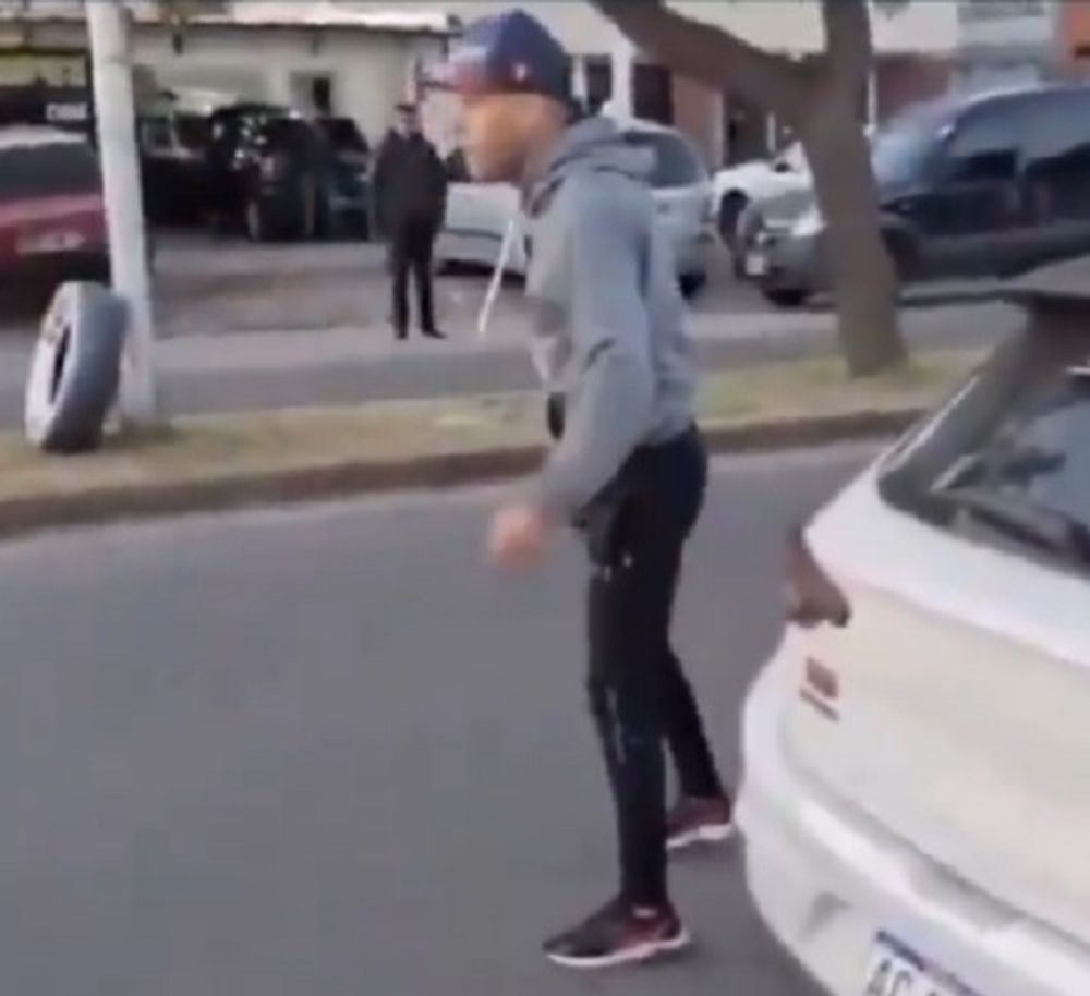 Violenta discusión de tránsito en San Luis: una pareja terminó a los golpes de puño con dos ciclistas