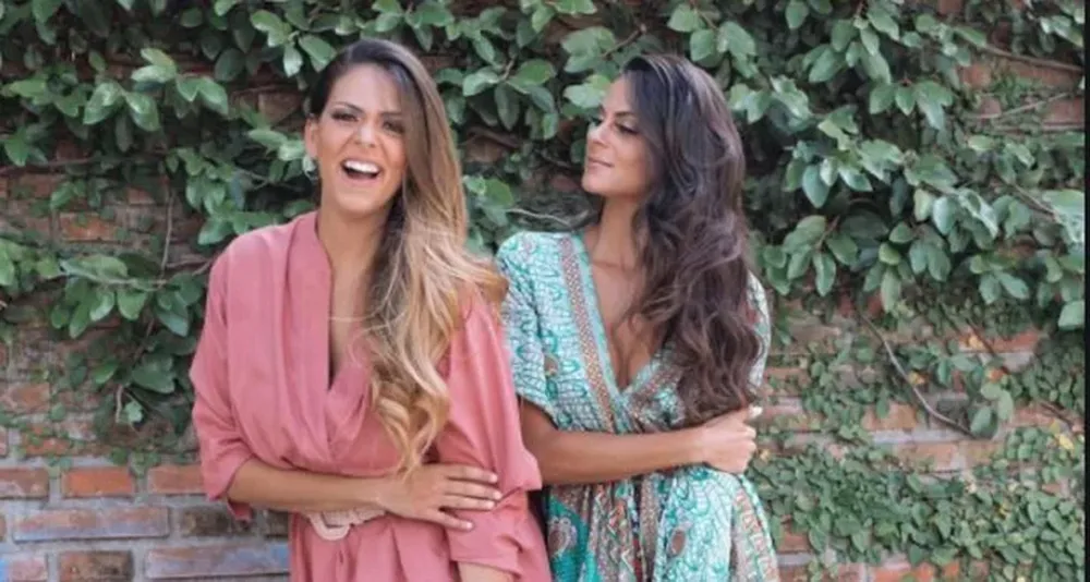 ¡Choque de colas! Las hermanitas Emily y Belu Lucius bebotearon en calzones