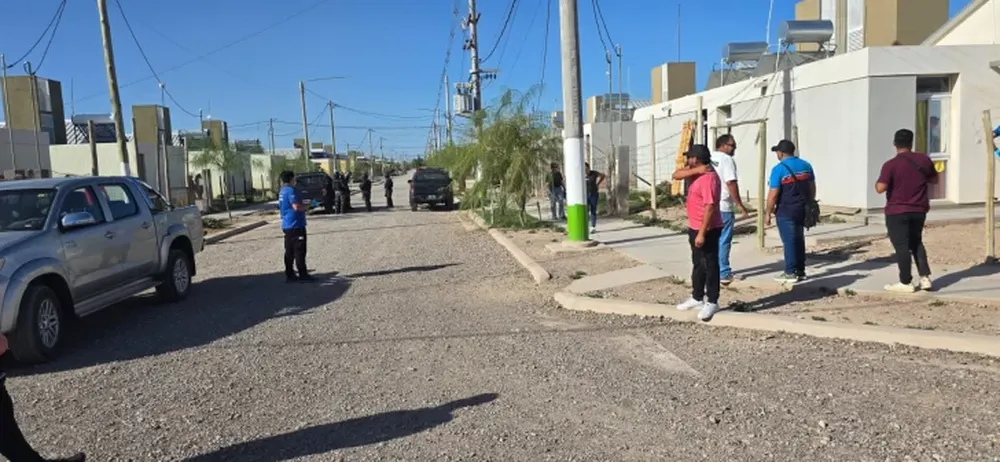 Le dispararon en el abdomen y le perforaron tres órganos en una gresca vecinal en Pocito: hay un detenido y un prófugo