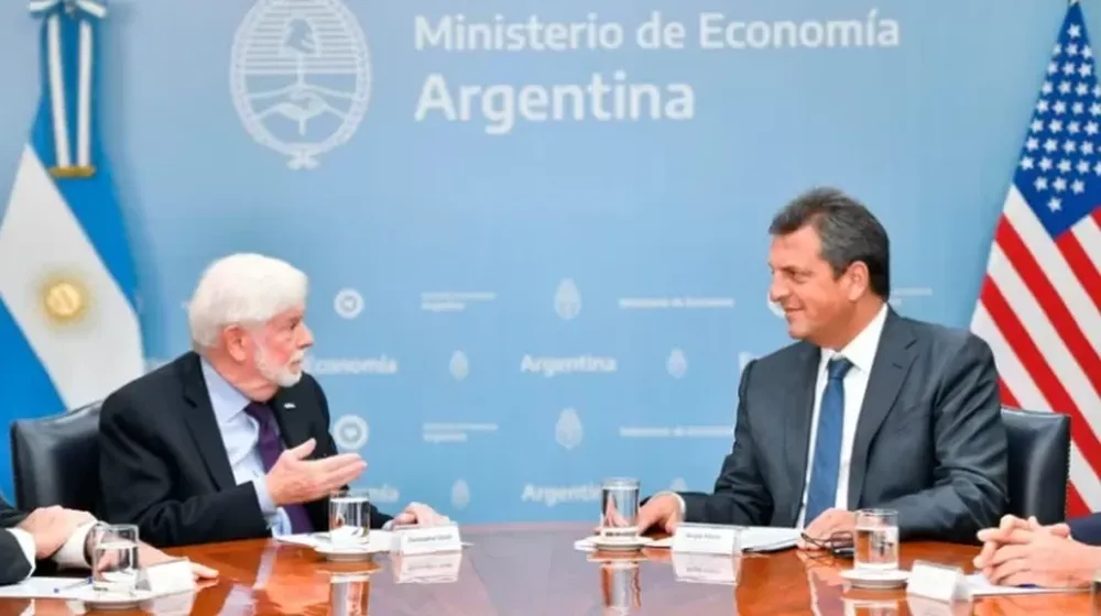 Reunión de mesa chica, primer contacto con EEUU y “eje de gestión”: los primeros pasos de Massa tras la candidatura