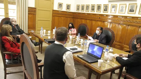 El juicio de remoción a Flores, a fin de mes y en el Concejo Deliberante de la Capital