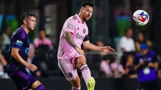 Messi e Inter van por la final