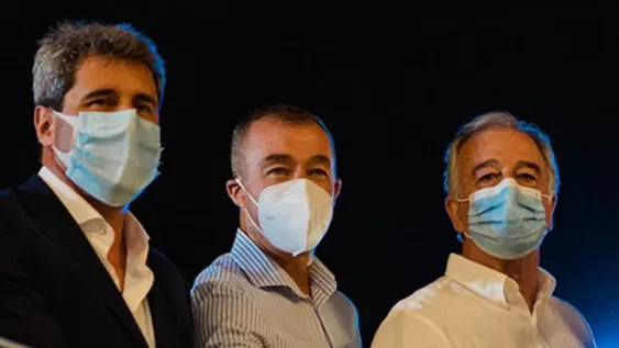 Inauguró una nueva galería comercial abierta en Rivadavia