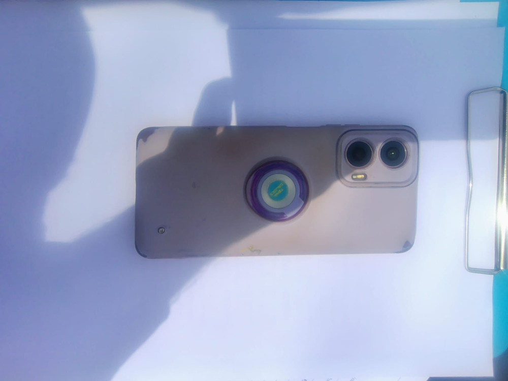 El celular recuperado por la Policía.
