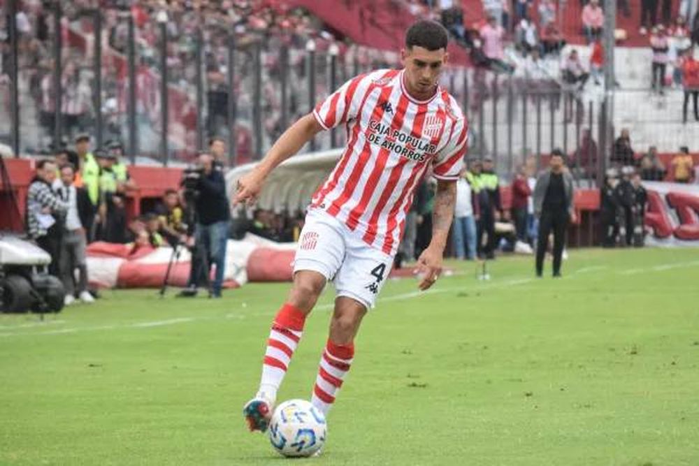 Murillo, con la camiseta de San Martín de Tucumán