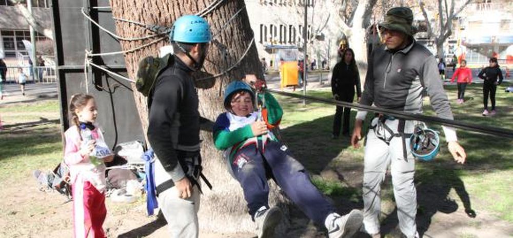 En 10 minutos los chicos superaron los obstáculos