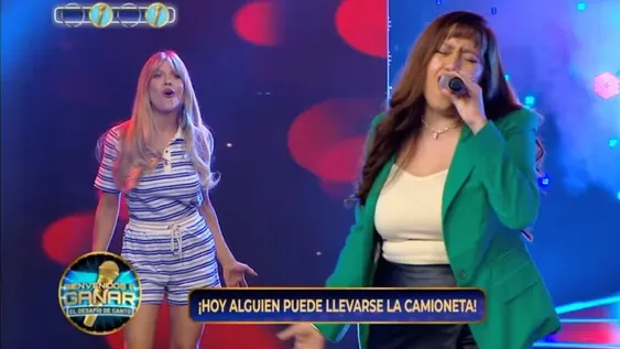 Naara Bodon, (Naara Stone es su nombre artístico) cantó en el programa que conduce Laurita Fernández por Canal 9.