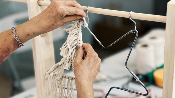 Una decena de talleres ofrecerá en marzo el Mercado Artesanal Luisa Escudero, Hay desde cerámica a Impresión Botánica.&nbsp; 
