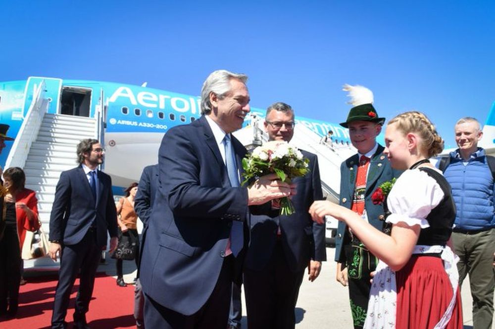 Fernández participó de la recepción a los invitados al G7 y saludó a Georgieva