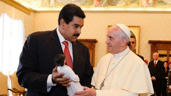 Maduro le envió una carta al Papa para que lo ayude a crear un diálogo con la oposición