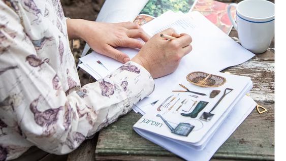 claves para planificar el espacio verde: suelo, estructuras, paleta de colores, plantas con perfumes.