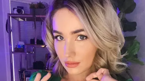 Una modelo XXX vende “pedos envasados” y se está haciendo millonaria
