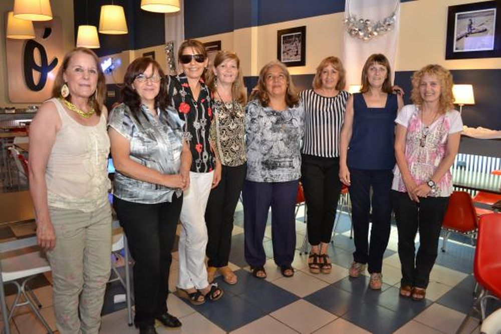 Almuerzo de ex alumnas de la ENET Nº 2.