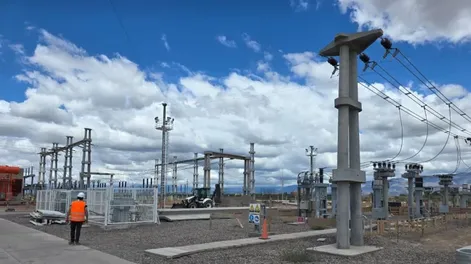 Entró en servicio la Estación Transformadora San Juan Sur y refuerza el suministro eléctrico en Sarmiento