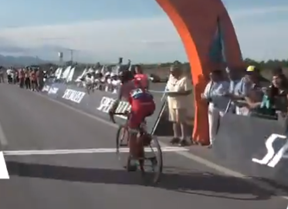 Francisco Monte ganó la Meta de Montaña de la segunda etapa