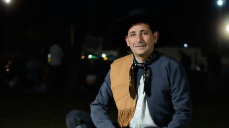 Pichón Paredes y una década compartiendo el arte del payador: Si la juventud se involucra esto va a perdurar