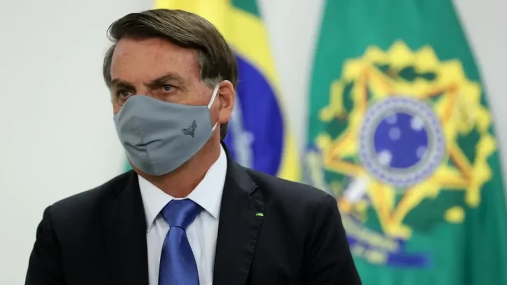 Brasil: con más de 100 mil muertos y 3 millones de contagios, la imagen de Bolsonaro sube