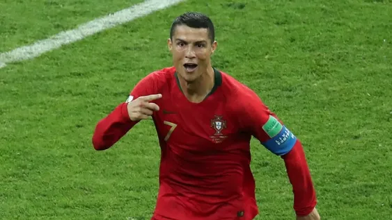 Ronaldo, el cuarto jugador en anotar en 4 Mundiales