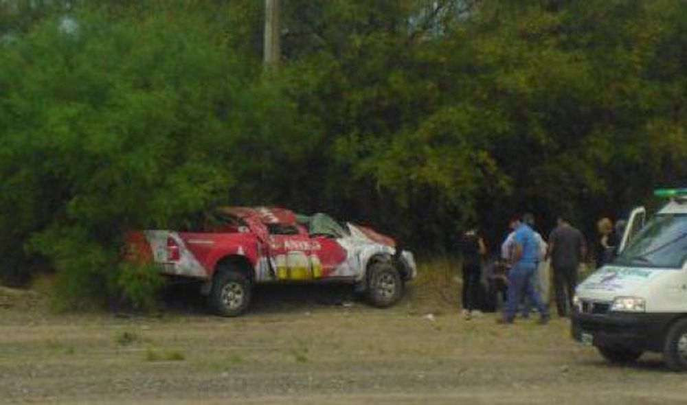 Se durmió, volcó y se salvó