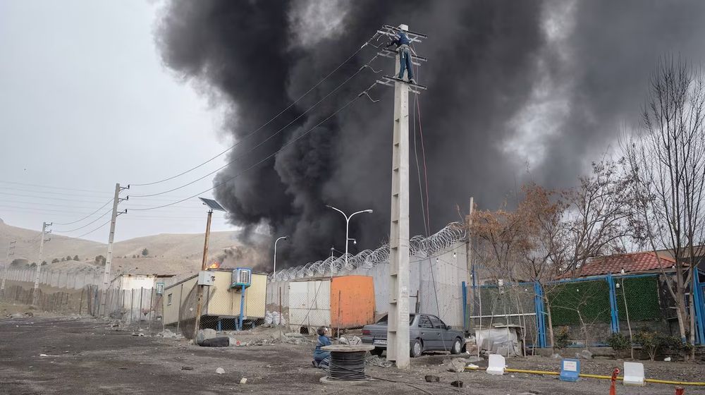 Ataque israelí a un&nbsp; depósito de petróleo del noroeste de Teherán.&nbsp;&nbsp;