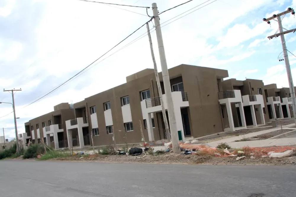 Ahora podés consultar a través de WhatsApp sobre el megasorteo de casas del IPV