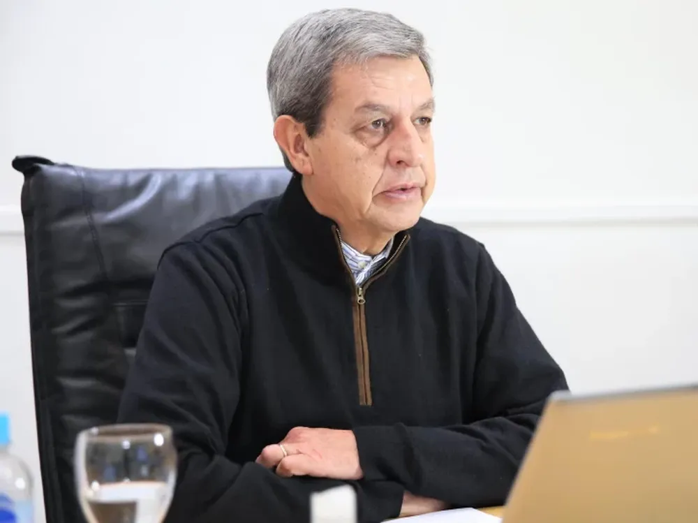 Desde el mediodía de hoy el vicegobernador Gattoni está a cargo del Poder Ejecutivo provincial