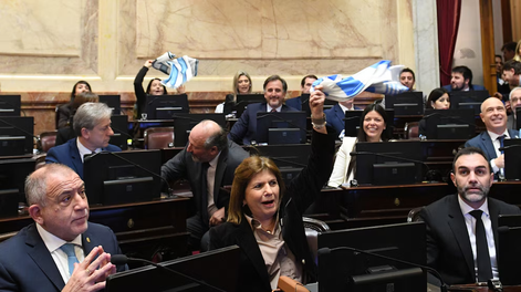 El gobierno relegó el capítulo de tierras para poder tener sesión en el Senado.
