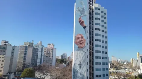 Inauguraron en La Plata el mural más grande del mundo dedicado al papa Francisco