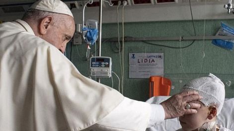 Francisco rechaza la “guerra vergonzosa” mientras espera las condiciones para ir a Kiev