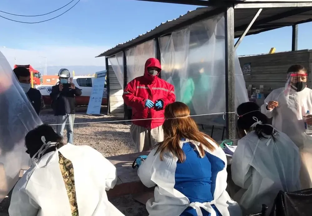 Transportistas residentes que lleguen a San Juan deberán aislarse 48 horas en hoteles