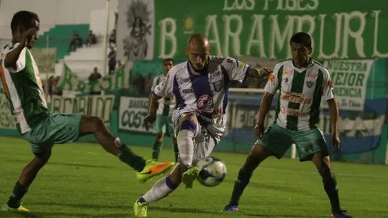 Chocó una camioneta del Penal que trasladaba a un grupo de presos