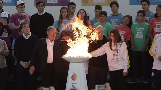 La llama de los Juegos Olímpicos de la Juventud ya ilumina Buenos Aires