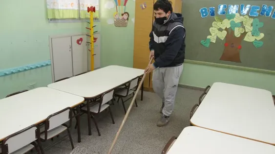 De 120 escuelas con roturas, quedan por arreglar unas 40 antes del inicio de clases