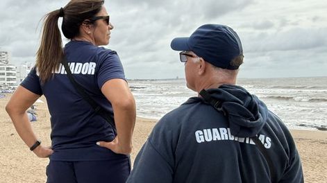 Un argentino murió ahogado en Punta del Este tras bañarse en una zona sin servicio de guardavidas