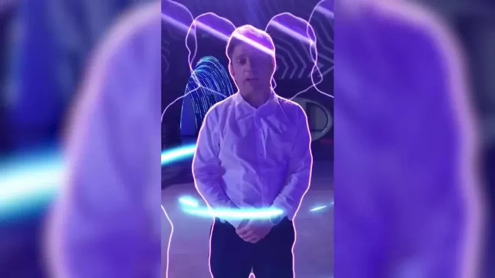 [VIDEO] Con filtros y música de J Balvin, Axel Kicillof anunció el regreso de los boliches